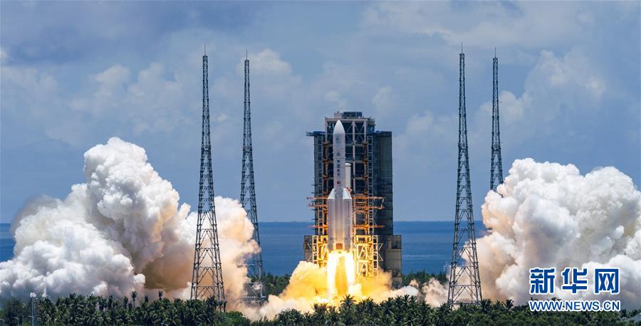 (科技)(1)長征五號遙四運(yùn)載火箭點火升空 我國首次火星探測任務(wù)開始