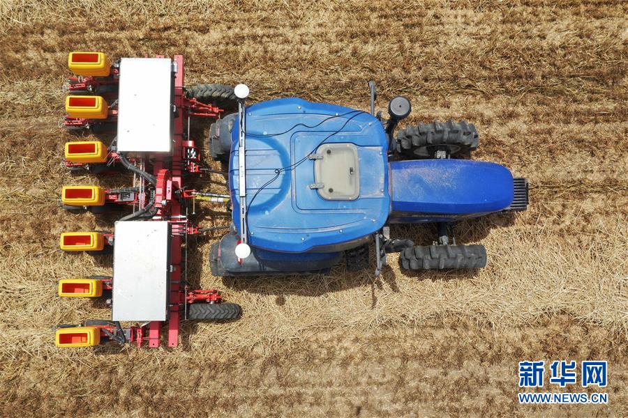 (新華全媒頭條·圖文互動)(6)偉大旗幟引領歷史巨變——習近平新時代中國特色社會主義思想指引“十三五”經(jīng)濟社會發(fā)展述評